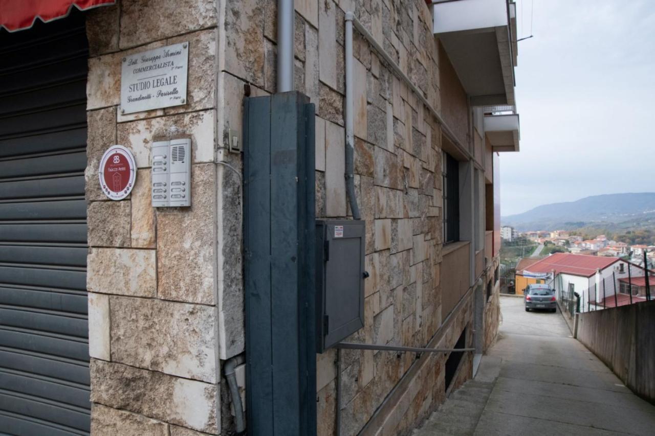 B&B Palazzo Armini Rogliano Εξωτερικό φωτογραφία